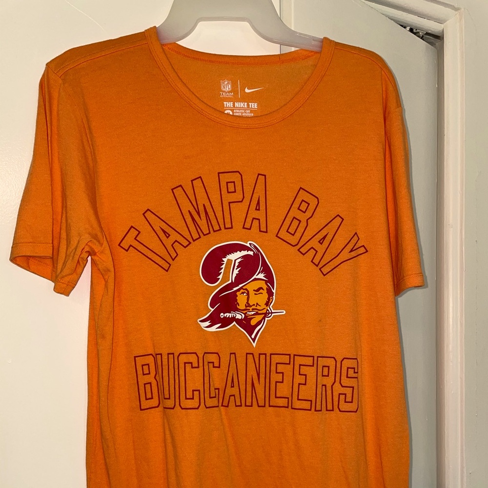 Tampa Bay Buccaneers ladies t-shirt